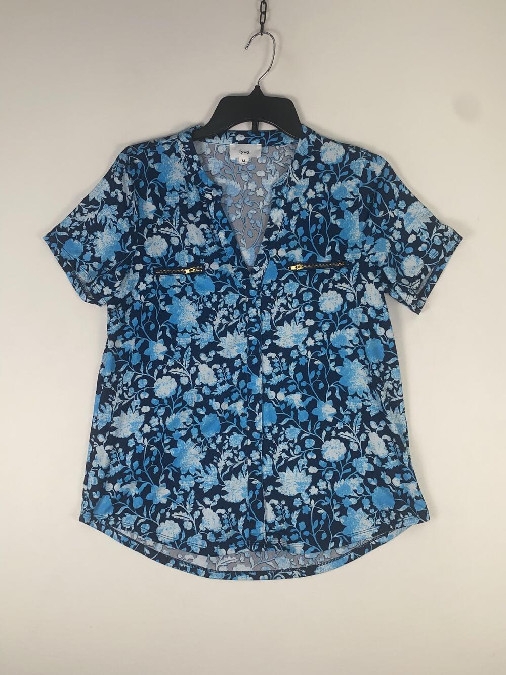 Fyve Blouse Womens Medium Blue Floral Print Short Sleeve V Neck Zipper Top